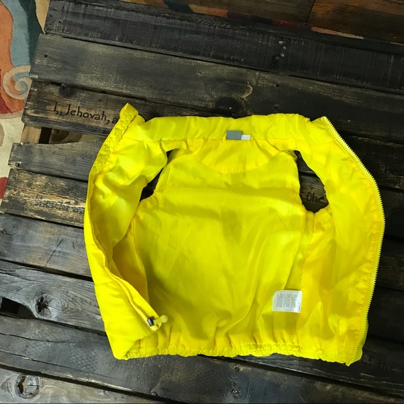 Puma Yellow & Navy Vest - Picture 3 of 5